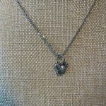 Collar Gallina plateada