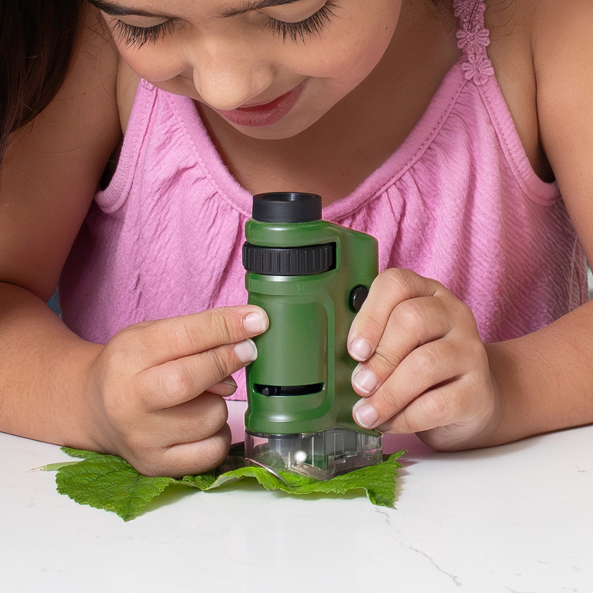 566-019552bf-ca52-74cf-8d4a-45023fbb654a.jpg MicroBrite 20x-40x Pocket Microscope - Imagen 1