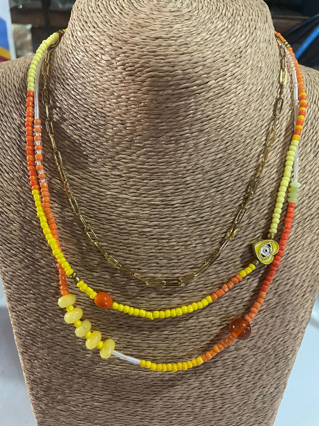 566-01992fbd-c92f-7698-b4eb-3605b763e7e9.jpg Collar beads amarillo anaranjado - Imagen 1