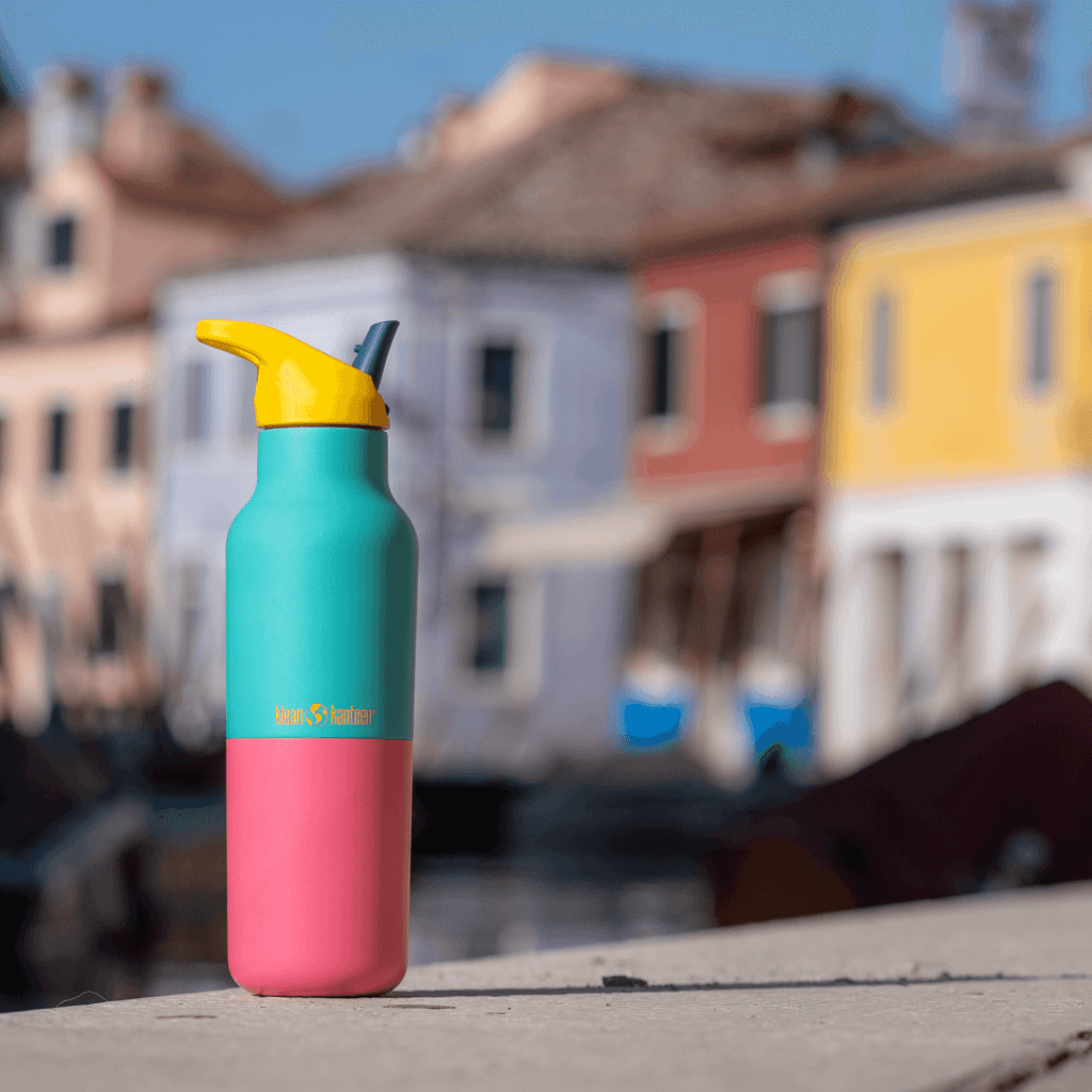 566-019acbb5-784f-75bd-a6d1-2fb02b282f1c.png Rise Classic Insulada 16oz Flip Seal Cap. Klean Kanteen Turquoise Kaleidoscope - Imagen 1