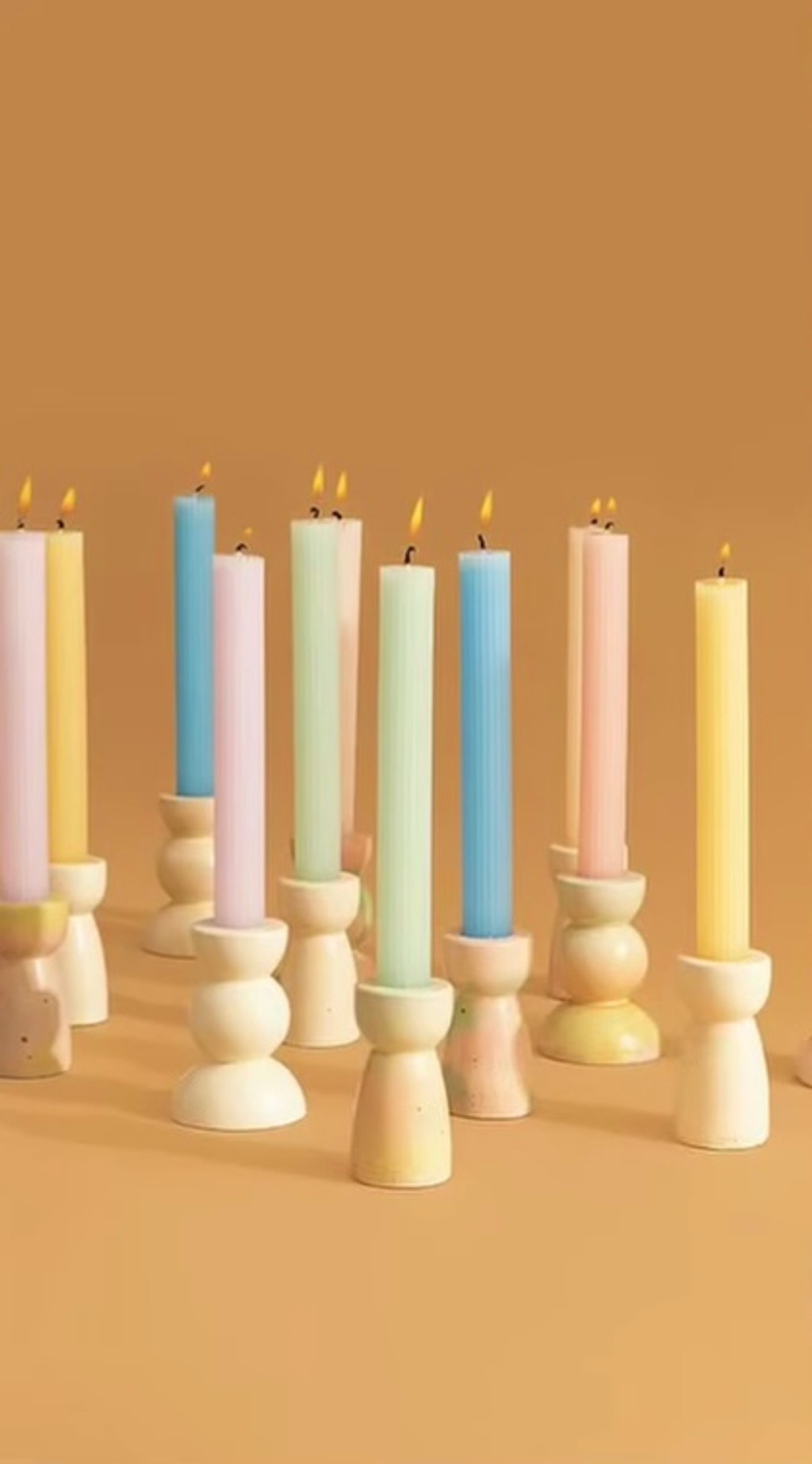566-019dd655-740a-7497-a792-2844cd19b6d0.jpg Candelabros individuales - Imagen 1