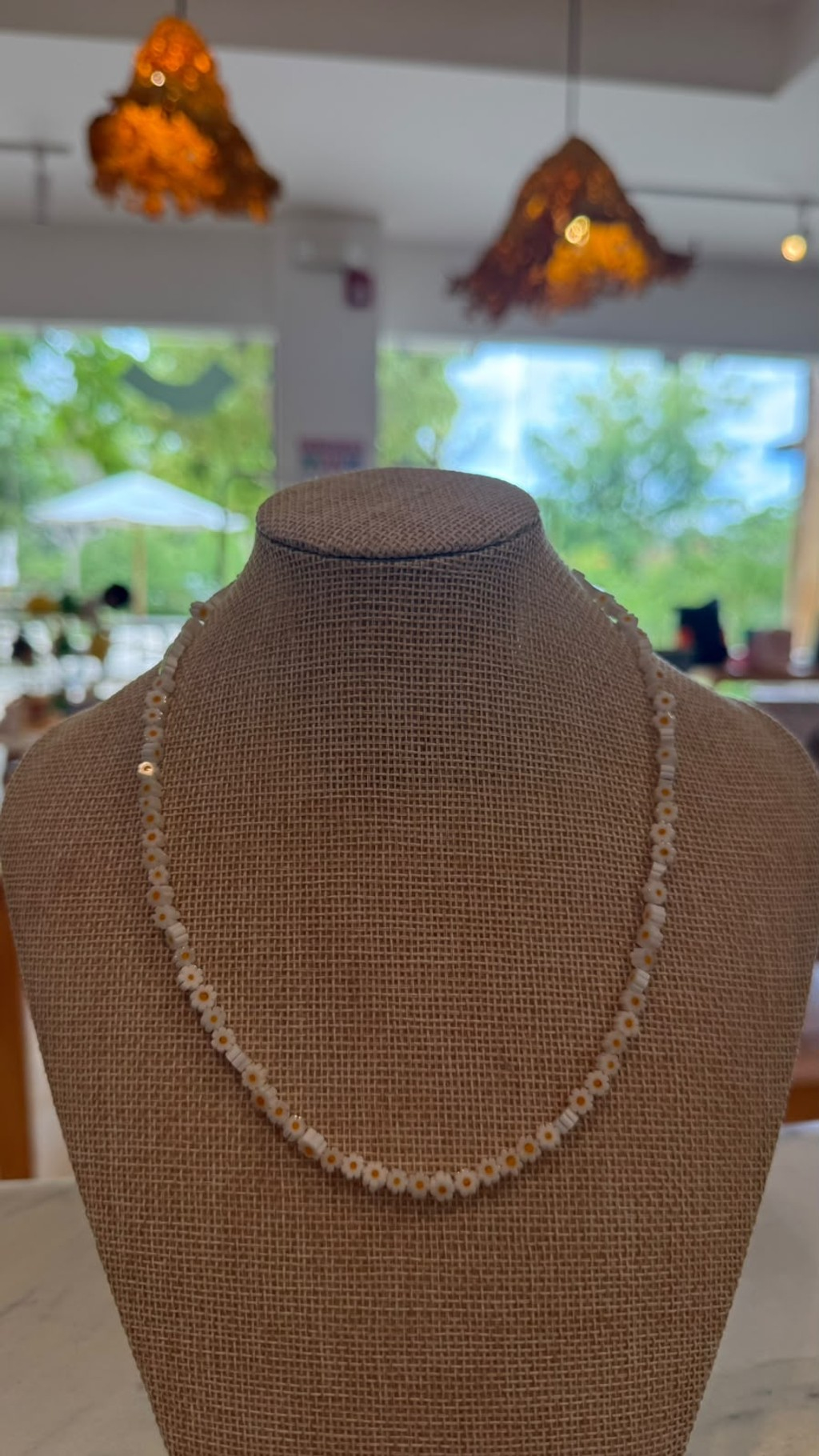 566-01a0ca6d-2821-765f-8369-fb90fe2a6c3a.jpg Collar margaritas - Imagen 1