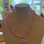 Collar pez pink beads